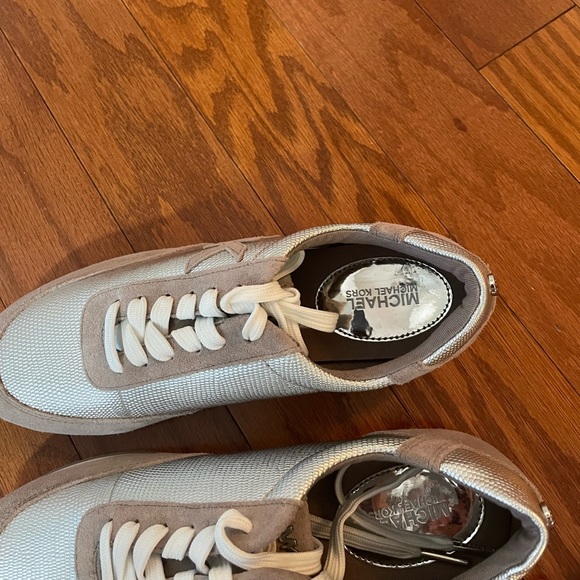 Michael Kors tennis shoes - Picture 4 of 5